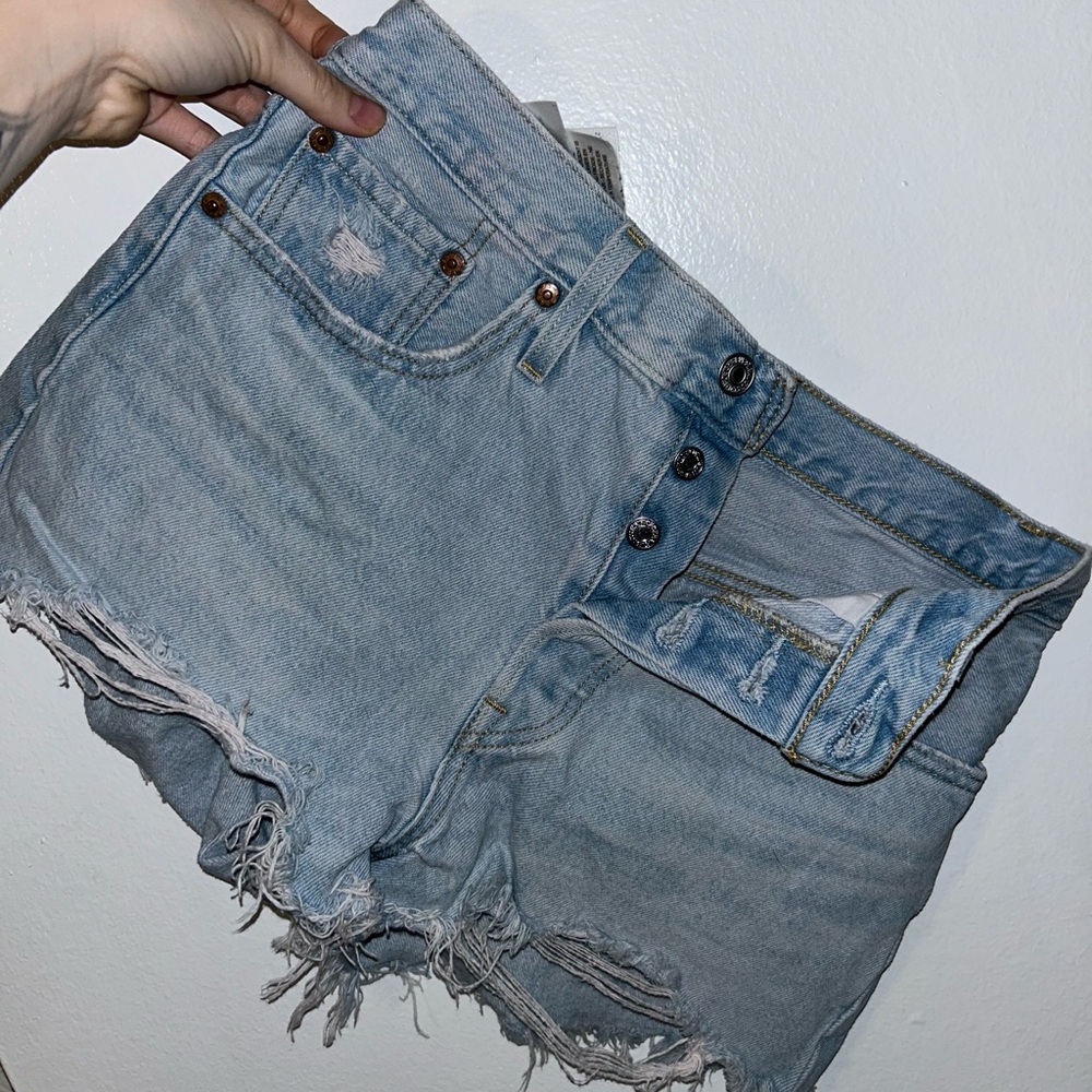 Levi’s 3 button high waist shorts.